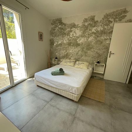 Azur Appart 4 Pers - Parking - Terrasse - 10Min Du Centre Cassis Bagian luar foto