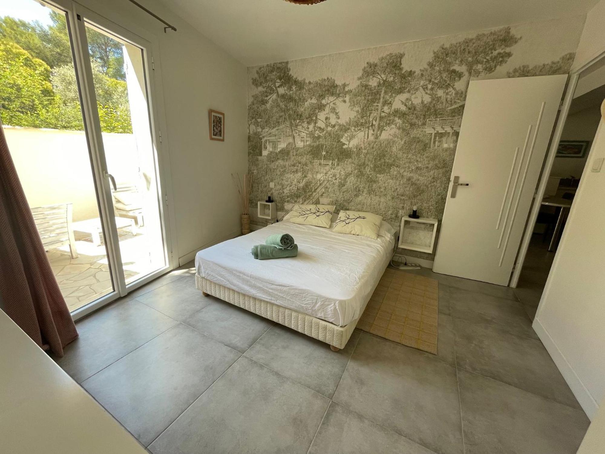 Azur Appart 4 Pers - Parking - Terrasse - 10Min Du Centre Cassis Bagian luar foto